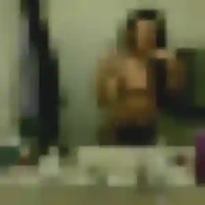 Esther, 26 ans, en ligne à Preignan pour une rencontre coquine