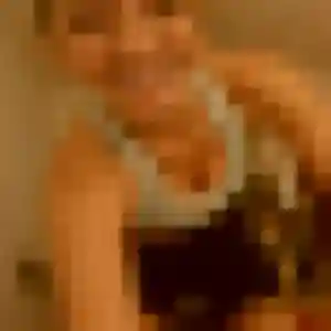 Sexy Oumy, 44 ans à Pressagny-l'Orgueilleux - la contacter
