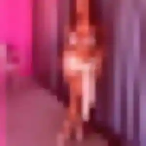 Maéva, 36 ans, disponible à Pressins pour un plan cul