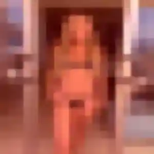 Zawadi, 37 ans, en ligne à Réhon pour une rencontre coquine