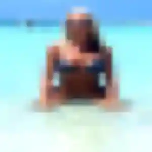 Yetunde, 22 ans, en ligne à Rilly-la-Montagne pour une rencontre coquine