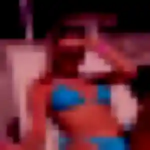 Rosalie, 24 ans, en ligne à Rives-du-Fougerais pour une rencontre coquine