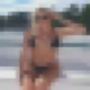 Photo de Aliyah à Roppe (34 ans) - plan cul gratuit