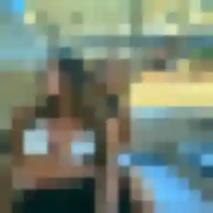 Photo de Axelle à Roquebrun (34 ans) - plan cul anonyme