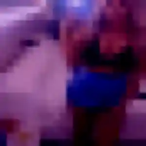 Latifa, 40 ans, disponible à Roquefort pour un plan cul
