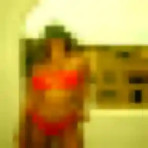 Zawadi, 44 ans, disponible à Roquefort pour une rencontre coquine