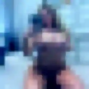 Mégane, fille de 29 ans veut plan cul à Roquevaire