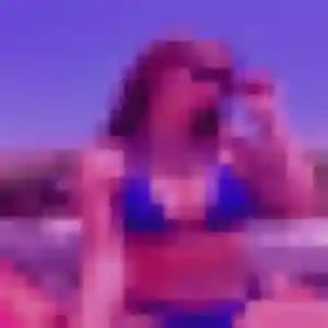 Lilou, 32 ans, en ligne à Rossfeld pour un plan cul