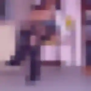 Kiné, 35 ans, en ligne à Roussillon pour un plan cul