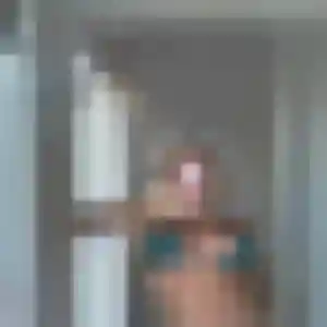Audrey, femme de 31 ans propose plan cul à Roussy-le-Village