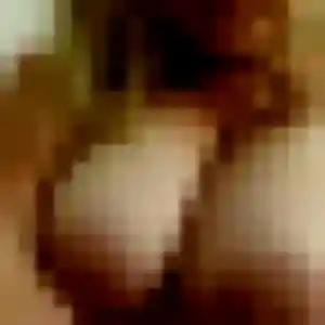 Blessing (42 ans) à Royat propose un plan cul rapidement