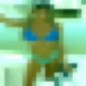 Mumbi, 26 ans, cherche un plan cul à Saint-Benoît-de-Carmaux