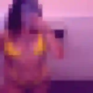 Upendo (22 ans) à Saint-Bonnet-près-Riom cherche un plan cul maintenant