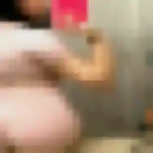 Salomé, 29 ans, veut un plan cul à Saint-Bonnet-sur-Gironde