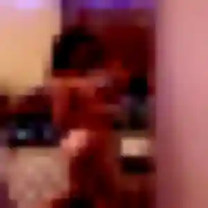 Gathoni, 29 ans, dispo pour plan cul à Saint-Brieuc