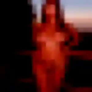 Saly, 38 ans, connectée à Saint-Étienne-sur-Chalaronne pour une rencontre coquine