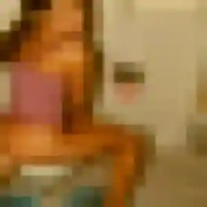 Photo de Coumba à Saint-Georges-de-Commiers (42 ans) - plan cul anonyme