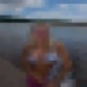 Profil de Lilou à Saint-Georges-de-Reintembault (28 ans) - plan cul gratuit