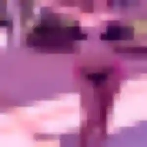 Nassira, 31 ans, disponible à Saint-Gervais-les-Trois-Clochers pour un plan cul