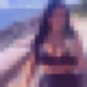 Photo privée de Quetsia, 23 ans à Saint-Gratien - rencontre coquine