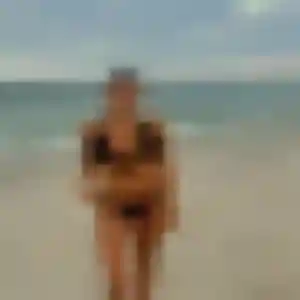 Rejoins Tabitha, 29 ans à Saint-Haon-le-Châtel en t'inscrivant