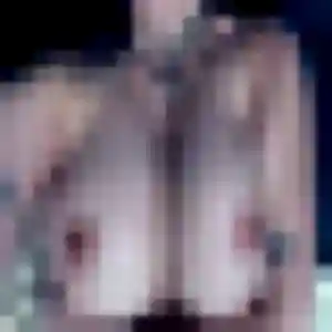 Photo de Bintou à Saint-Ismier (29 ans) - plan cul anonyme