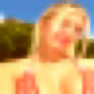 Photo de Perrine à Saint-Jean-de-Valériscle (33 ans) - plan cul gratuit
