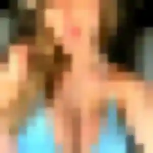Eugénie, 34 ans, disponible à Saint-Jean-les-Deux-Jumeaux pour un plan cul