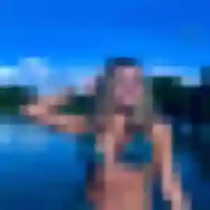 Célestine, fille de 29 ans cherche plan cul à Saint-Julien-Beychevelle