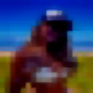 Yetunde, 27 ans, connectée à Saint-Julien-Chapteuil pour une rencontre coquine
