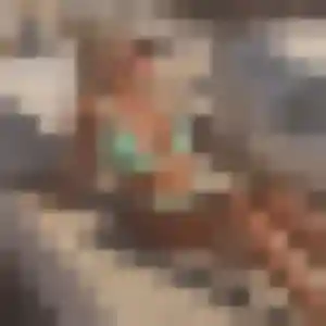 Photo privée de Merveille, 31 ans à Saint-Julien-de-Coppel - plan discret