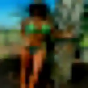 Rejoins Naëlle, 24 ans à Saint-Julien-du-Sault gratuitement
