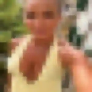 plan cul à Saint-Julien-l'Ars : photo de Cindy, 37 ans - accès libre