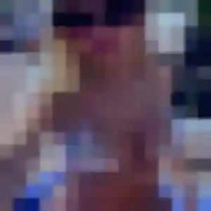 Photo de Awa à Saint-Julien-les-Rosiers (23 ans) - plan cul anonyme