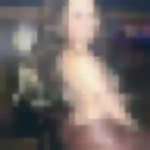 Laura de Saint-Julien-sur-Reyssouze, 32 ans - plan cul sans lendemain