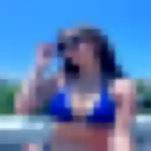 Ehui (25 ans) à Saint-Julien-sur-Veyle cherche un plan cul ce soir