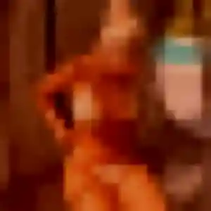 Valentine, 38 ans, en ligne à Saint-Julien-sur-Veyle pour un plan cul