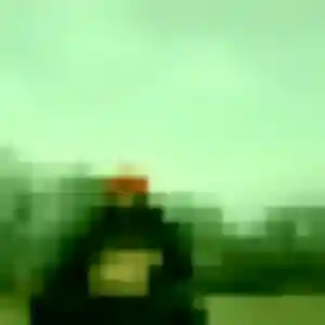 Belle Déborah, 24 ans à Saint-Laurent-des-Vignes - voir sa photo