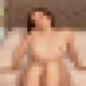 Saly, 39 ans, disponible à Saint-Lubin-des-Joncherets pour une rencontre coquine
