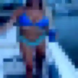 Sexy Merveille, 44 ans à Saint-Malo - voir sa photo