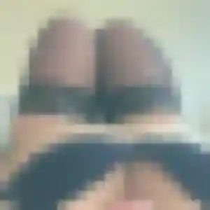 Photo de Oumy à Saint-Marc-le-Blanc (26 ans) - plan cul discret