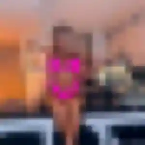 Ogechi (23 ans) à Saint-Martin-du-Manoir cherche un plan cul rapidement