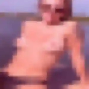 Rencontre Zoé, 36 ans à Saint-Martin-Vésubie en privé