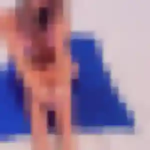 Ursula, femme de 23 ans cherche plan cul à Saint-Mexant