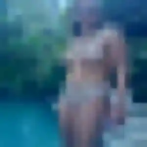 Céline, fille de 28 ans cherche plan cul à Saint-Nolff