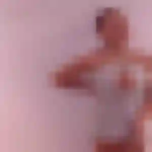 Brigitte, 37 ans, connectée à Saint-Ouen-sur-Iton pour un plan cul