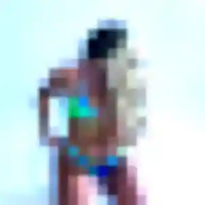 Saly, 32 ans, disponible à Saint-Paul-en-Cornillon pour un plan cul