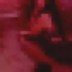 Nassira, 27 ans, connectée à Saint-Pierre-d'Oléron pour un plan cul
