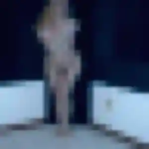 Nafi, 30 ans, connectée à Saint-Pierre-La-Noue pour une rencontre coquine