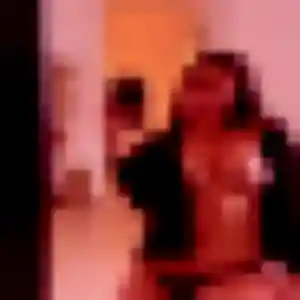 Titi, 26 ans, connectée à Saint-Rémy pour un plan cul